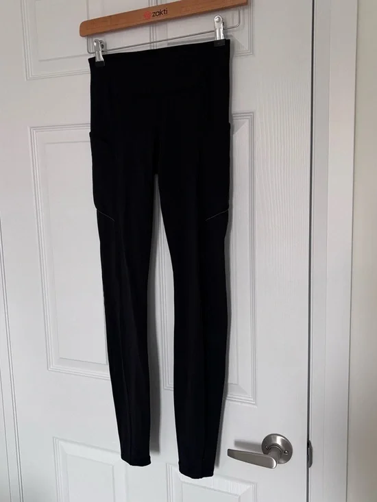 Lululemon Speed Up Tight in Black 28" *Full-On Luxtreme - Picture 5 of 13